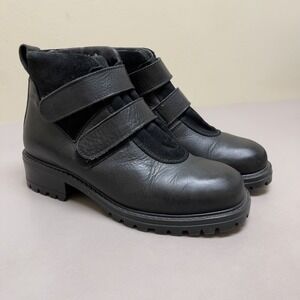 LL BEAN Ankle Boots Hook Loop Straps Women 10 M Black Leather Winter Shoes